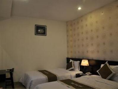 Manh Cuong Hotel Da Nang Room photo